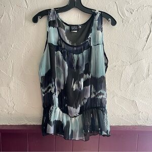 Zoe+Skye Women's Black and Blue Patterned Tank Top